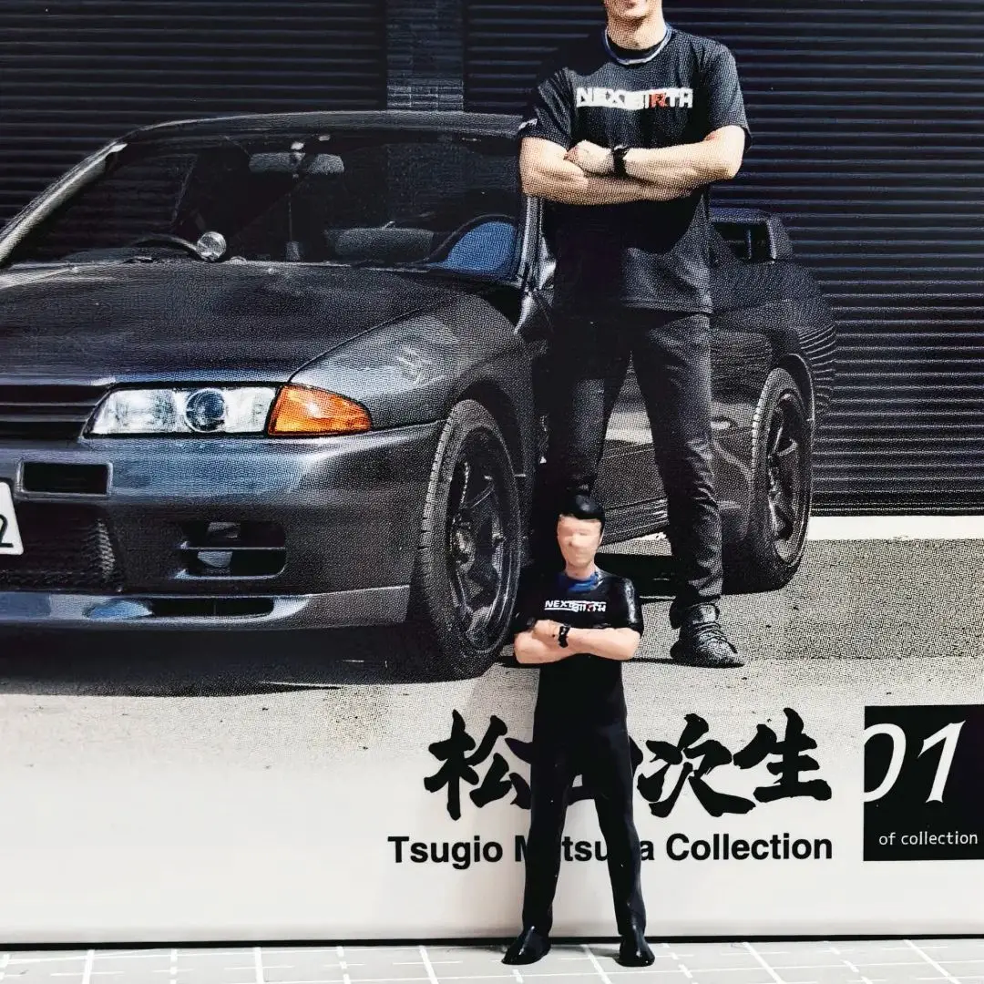 MINIGT #869 1/64 Nissan Skyline GTR R32 Gunmetal W/Tsugio Matsuda JDM Toy Car Miniature Diecast Metal TSM Model Gift Free Wheels