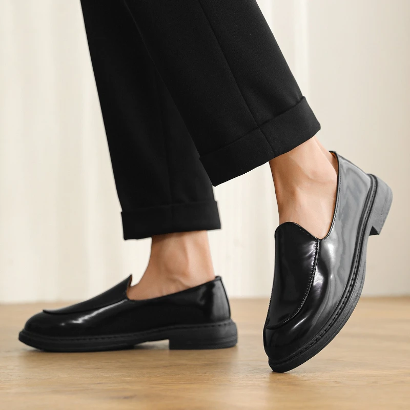 

Men's Pure Color Slip-on Loafers for All Seasons Flat Heel Low-top Casual Large Size Lightweight Suitable for Walking