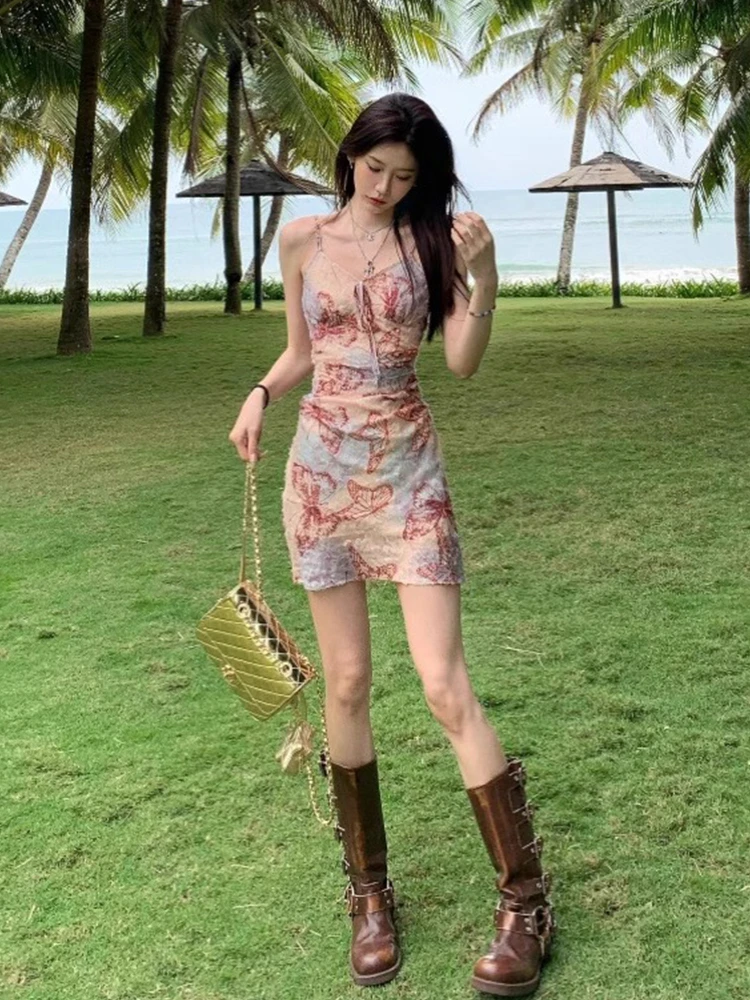 夏らしい花柄、女性らしい甘い雰囲気の和風ビーチウェア、デザインセンセーション、ムードドレッシーなカジュアルVネックAライン...