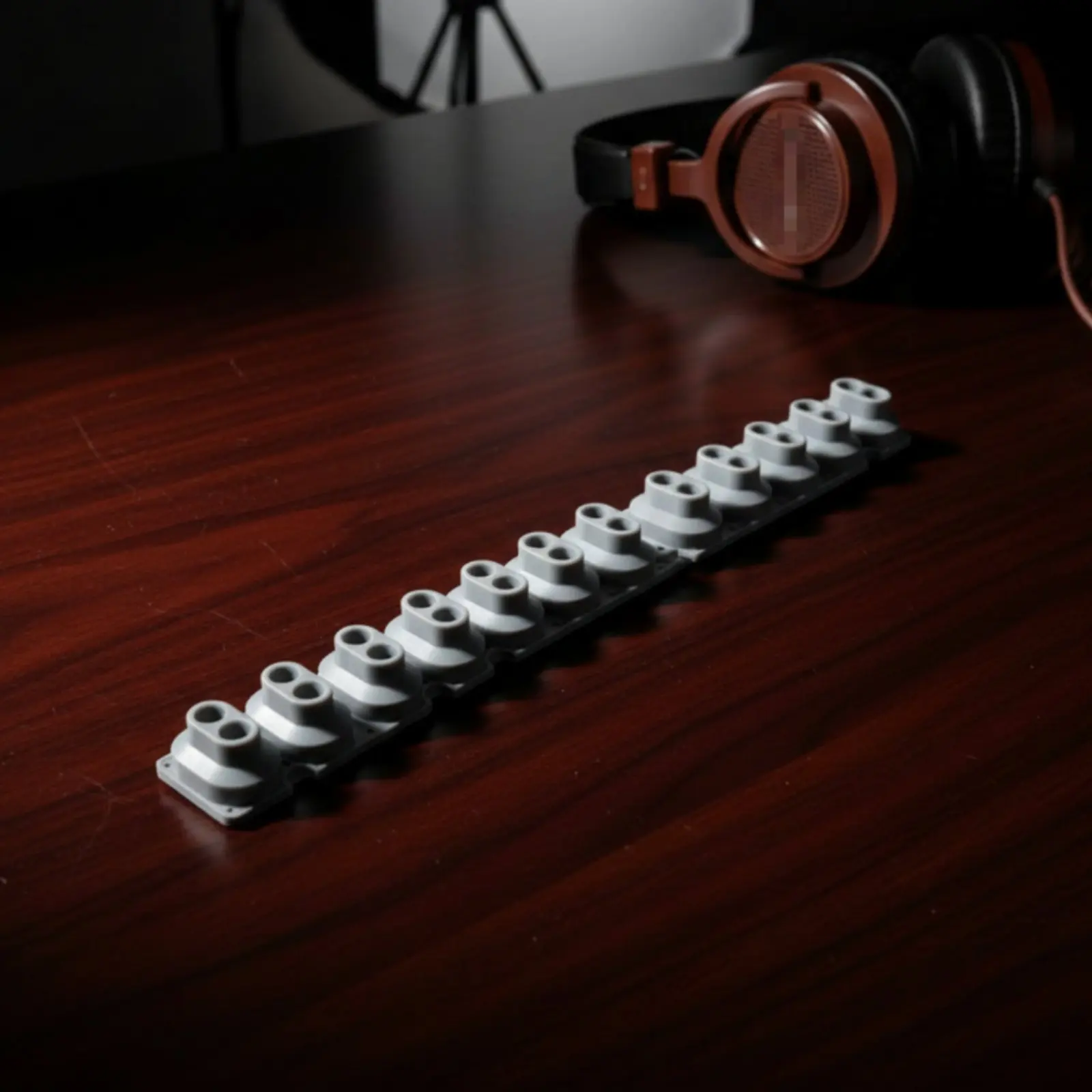 

5 Pieces Silicone Rubber Key Contacts High Sensitivity Keyboard Key Contact Strip for Musicians