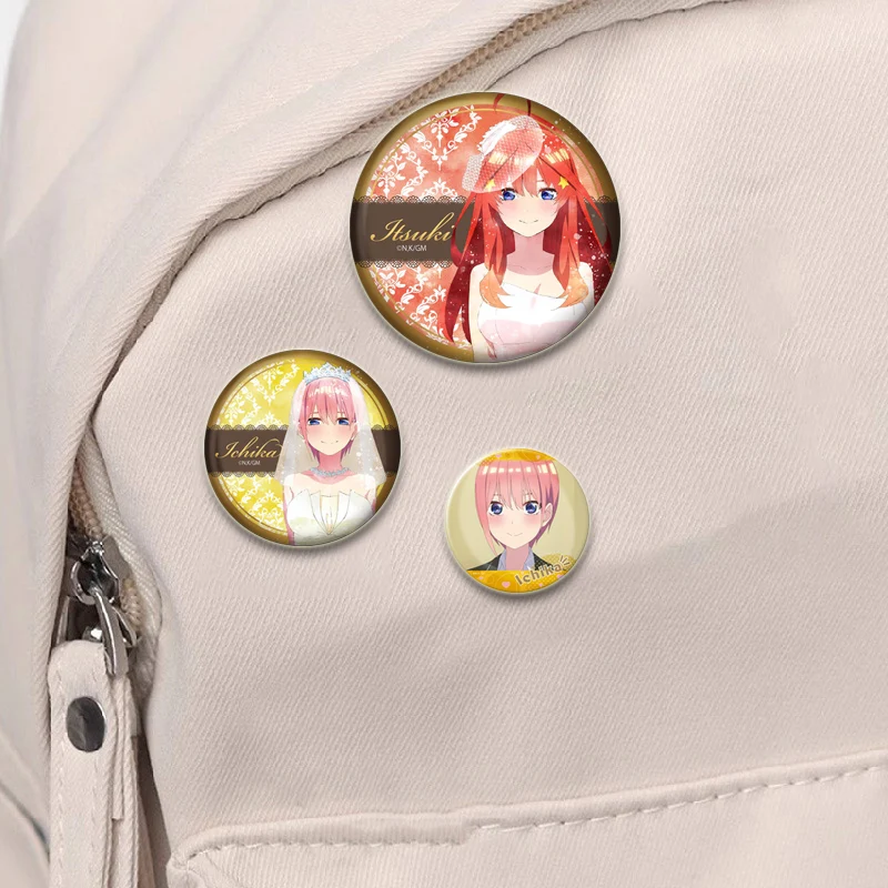 Anime The Quintessential Quintuplets Brooch Pin Cartoon Figure Nakano Yotsuba/Nino Button Pin Cosplay Souvenir Fans Gift Badge