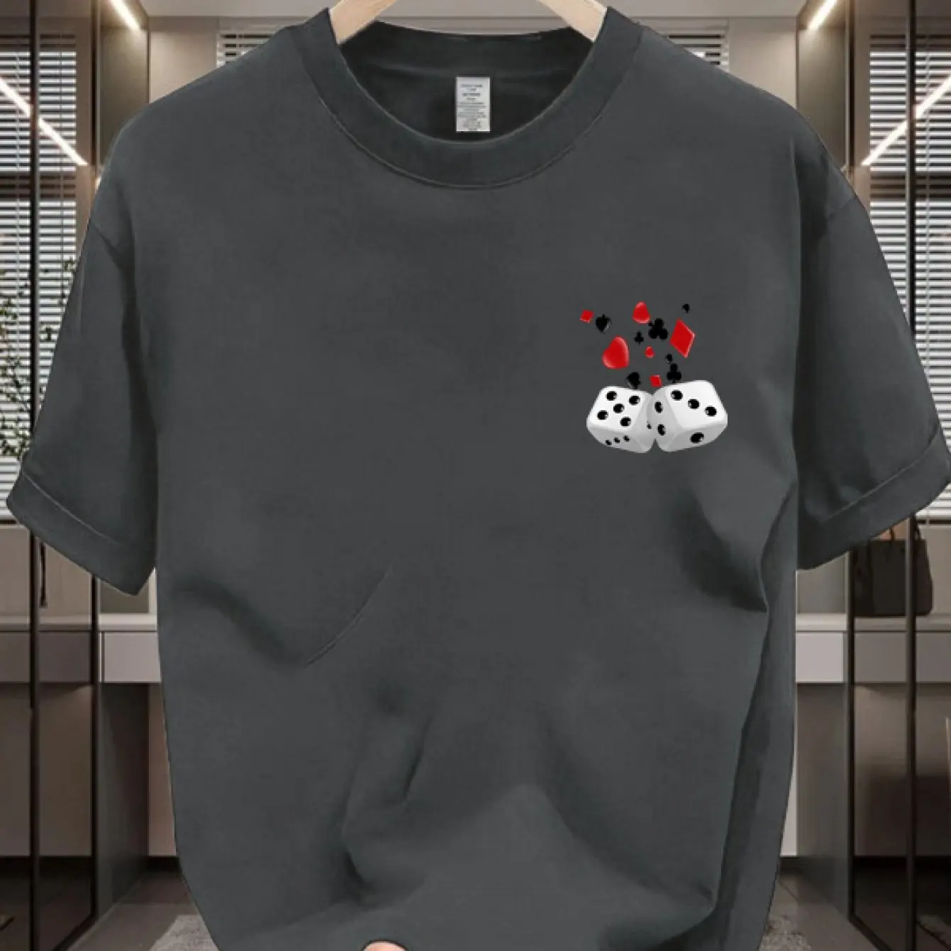 تي شيرت رجالي قطني مع نرد وبطاقة بدلة جرافيك كاجوال برقبة دائرية تي شيرت مريح رياضي بأكمام قصيرة ملابس رجالية #3