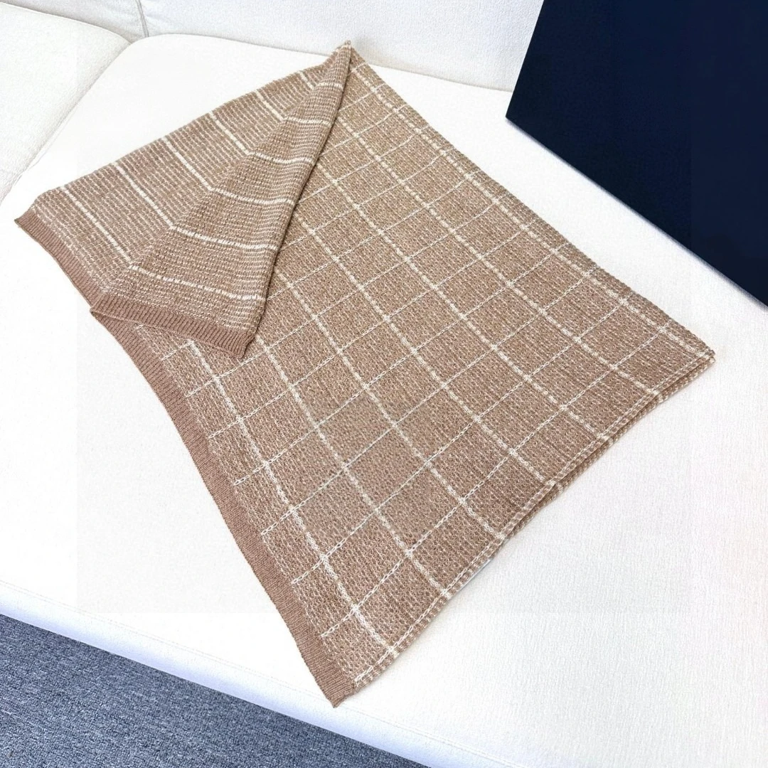Autumn/Winter Hot Selling Item Tweed Plaid Knit Scarf Couple Style Versatile Warm Shawl Multifunctional Neck Warmer Holiday Gift