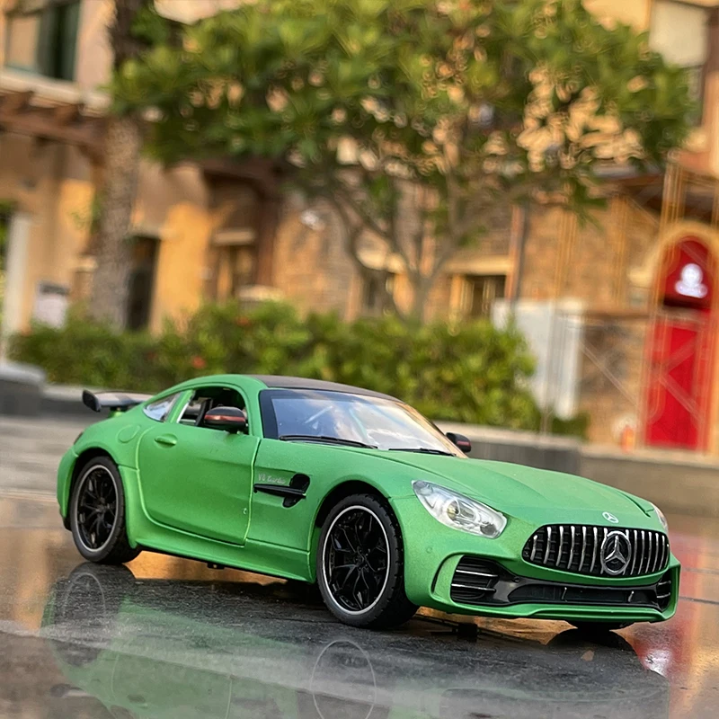 

1:24 Mercedes Benz AMG GTR колеса автомобиля металлическая модель литья под давлением спортивный автомобиль моделирование откатная коллекция игрушек для подарков