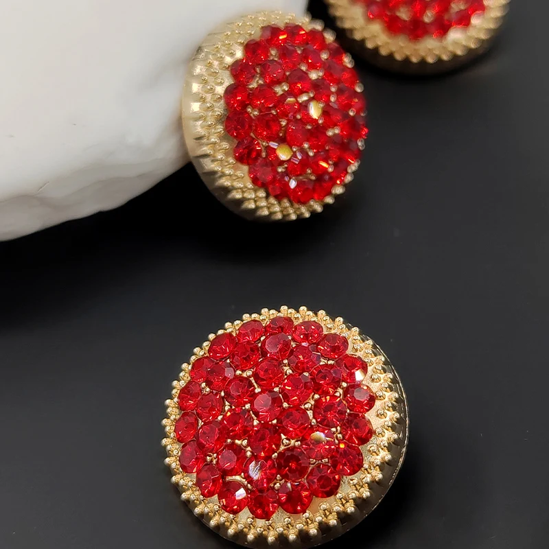 Luxury Red Rhinestone Metal Shank Buttons Of Clothing High Quality Shinning Gold Round Fashion Decor Sewing Button For Garment