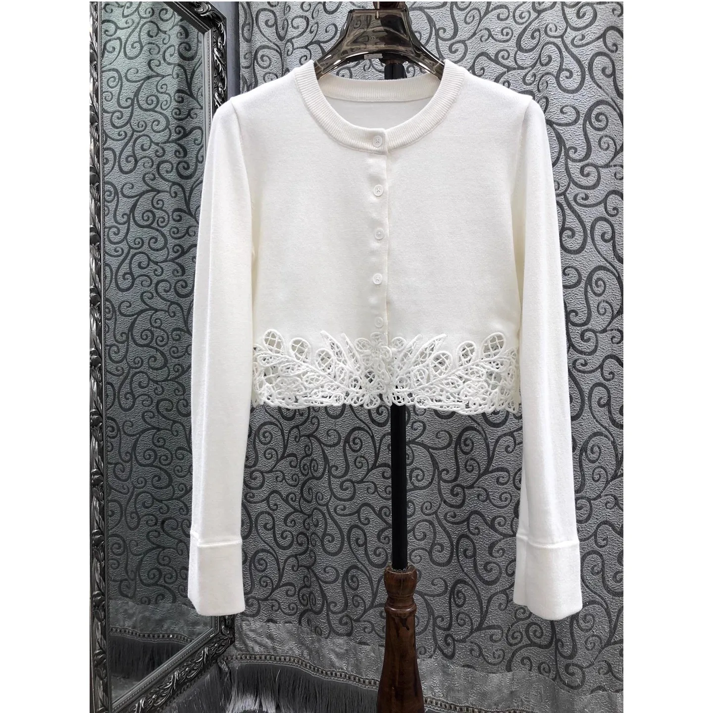 

100%Cotton Knitted Cardigans 2025 Autumn Designer Fashion Lady Hollow Out Embroidery Patchwork Long Sleeve White Black Cardigans