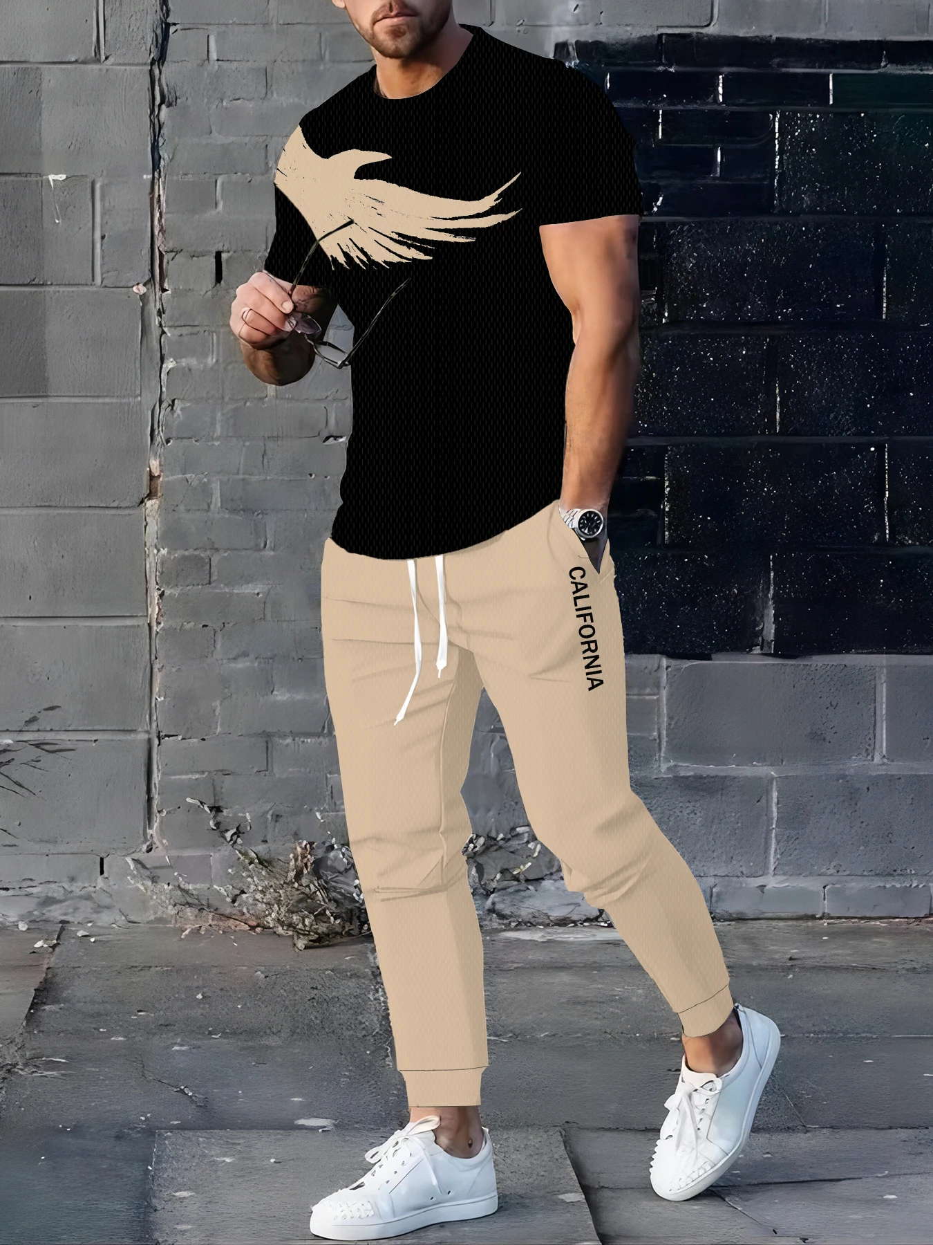 

Summer Men's Eagle Flying Printed Pattern Breathable and Comfortable Round Neck T-shirt Pants Set Outdoor Trendy Two Piece Set