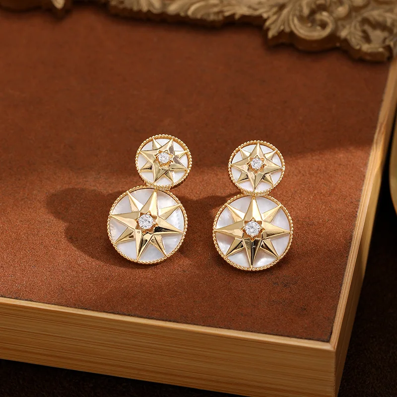 

Round sunflower earrings front and back double double wear a variety of temperament French octet star earrings