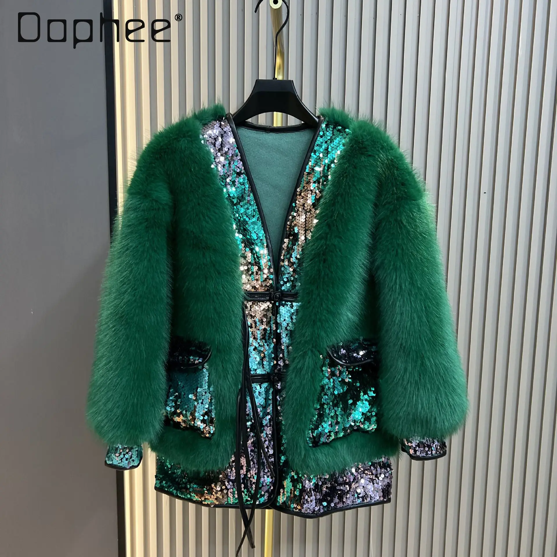 

2025 Autumn Winter New Faux Fur Coat for Women Fashion Thickened Sequin Faur Fur Integrated Women's Top Trendy Coat and Jacket