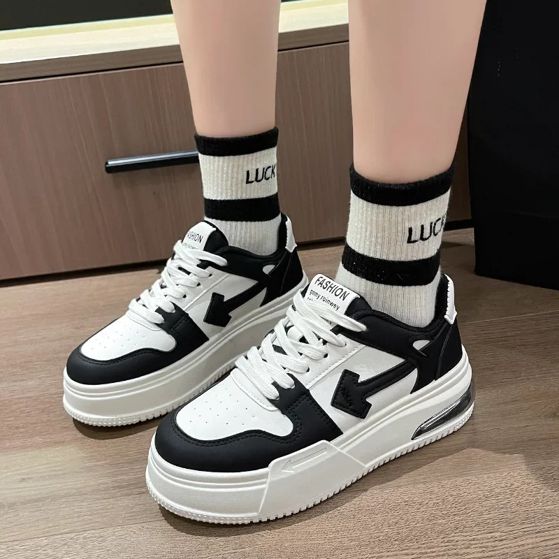 White Rubber Women's Shoes New 2023 Spring Autumn Korean Style Women's Student Thick Bottom Casual Sports Shoes Wholesale