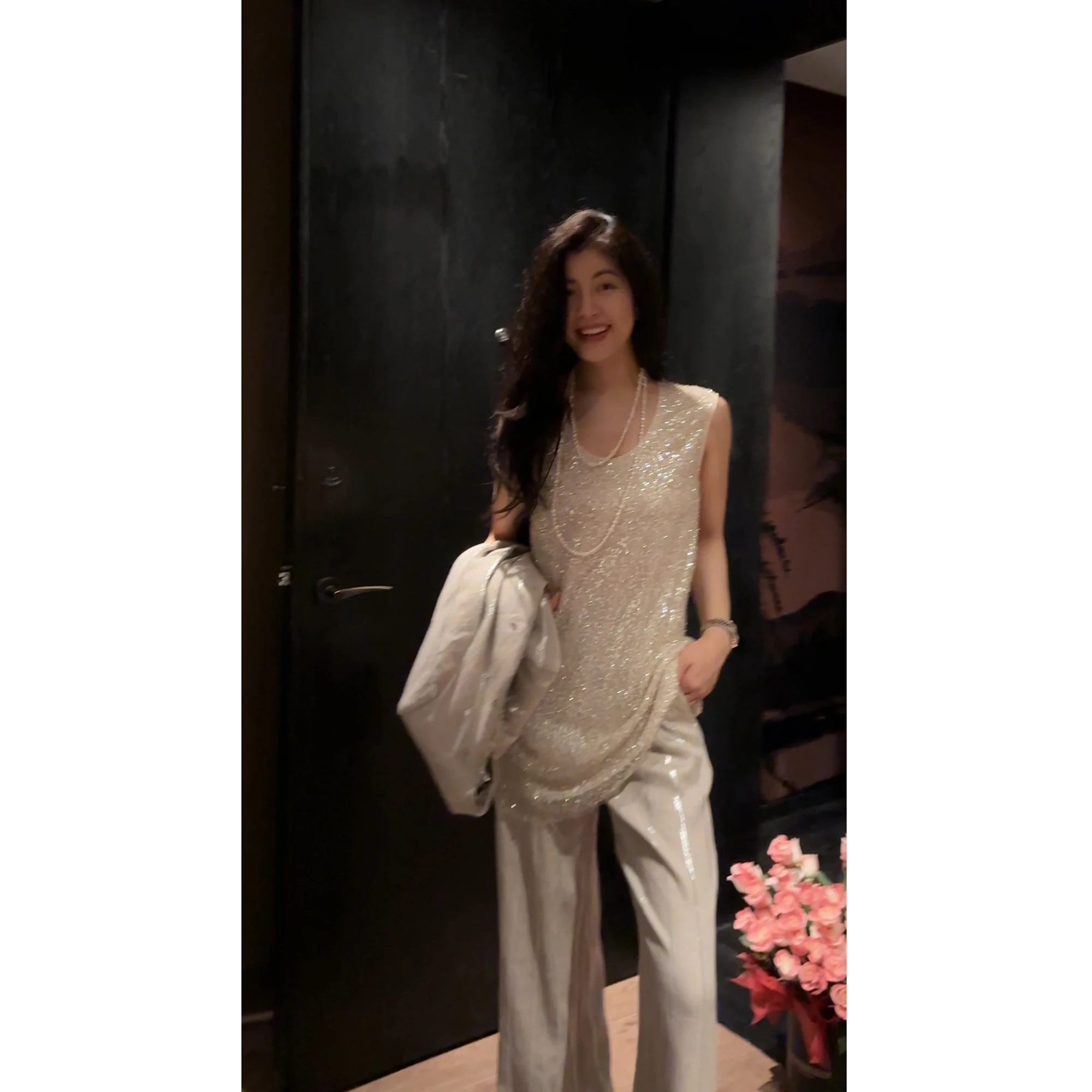 

Nico 25 Autumn New Ele Design Sparkling Sequin Svel Loose Vest Faionable mat Sle for Women