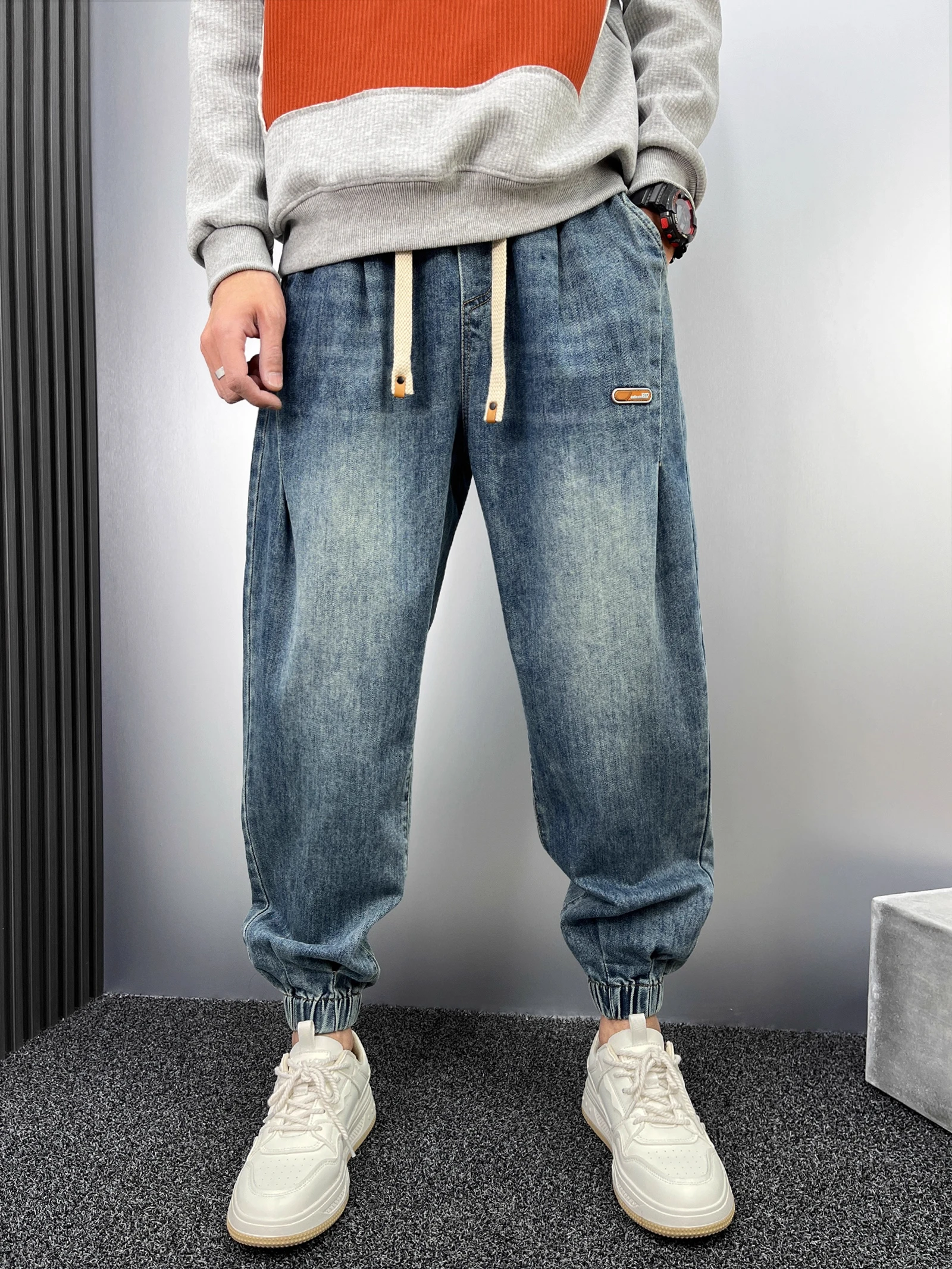 

Мужские повседневные джинсы-харланы свободного кроя, светло-голубые, в стиле High Street, с отворотами, премиум-качество, ретро-деним, для мужчин