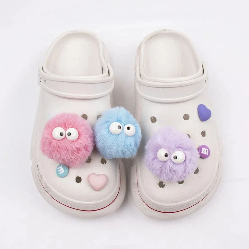 

Fashion DIY Shoes Charms for Clogs Cute Colorful Fur Balls Garden Shoe Buckle Trend Quality Sandals Accessories Lovely Hot Sale