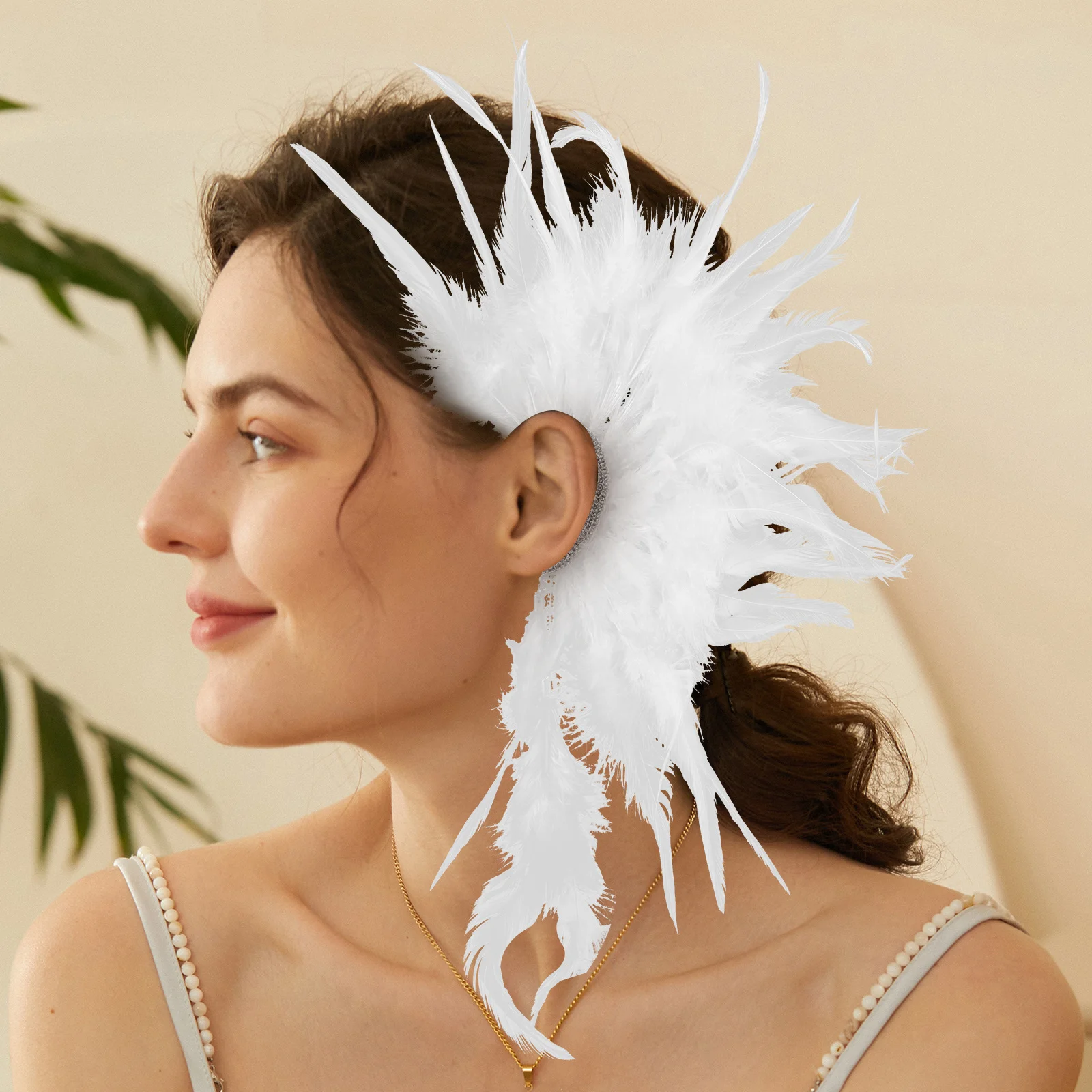 

2Pcs Plume Ear Clips for Women Non-Piercing Festival Wedding Fairy Ear Decor Rhinestone Tassel Accessories