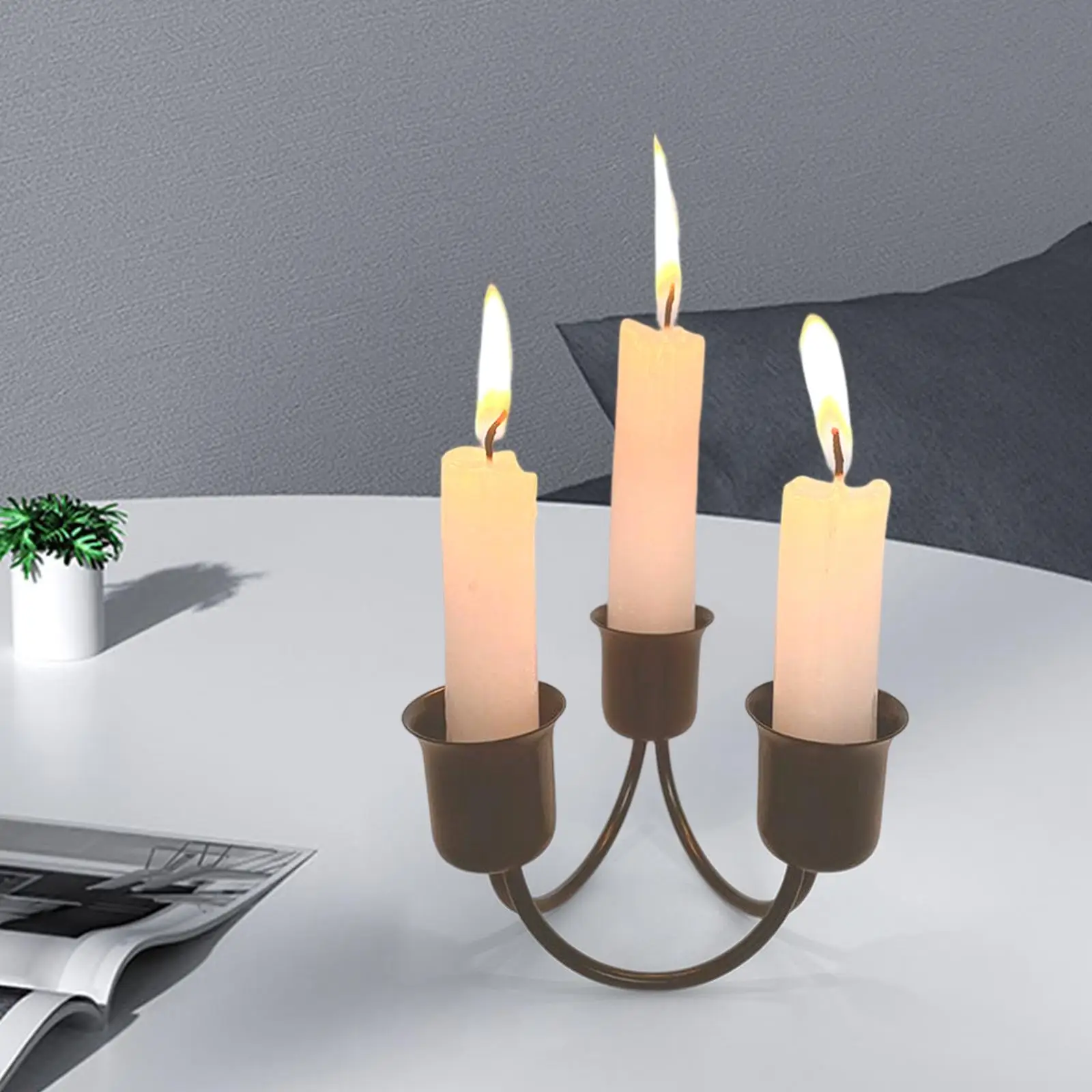 Romantic Iron Candle Holder 3 Arm Candlestick Stand for Pillar Candle Tealight Votive Candle Holder for Living Room Table