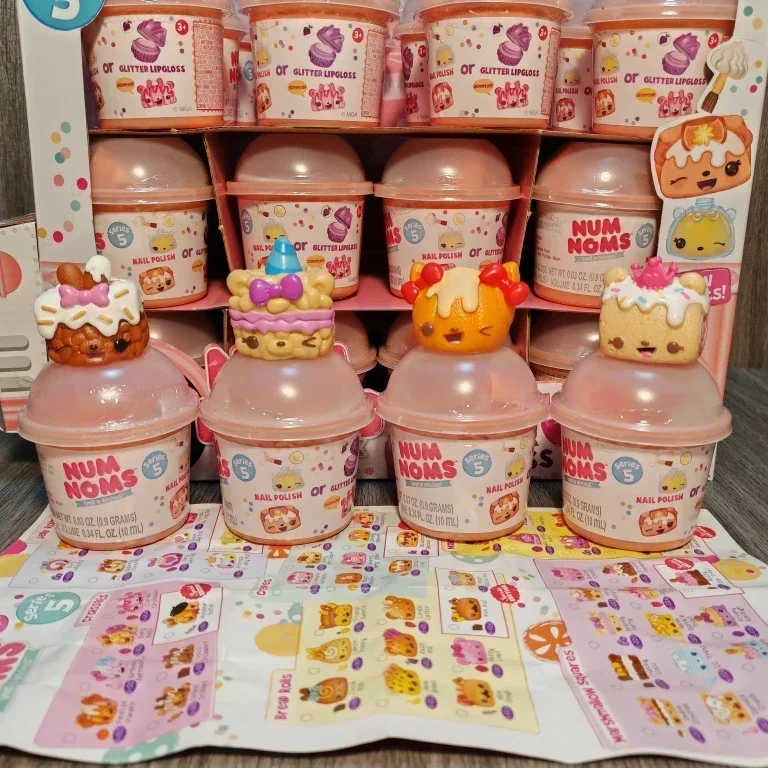 おいしいの雪のconssnackablesブラインドボックス,ギフト,おもちゃのモデル,アニメフィギュア,収集品