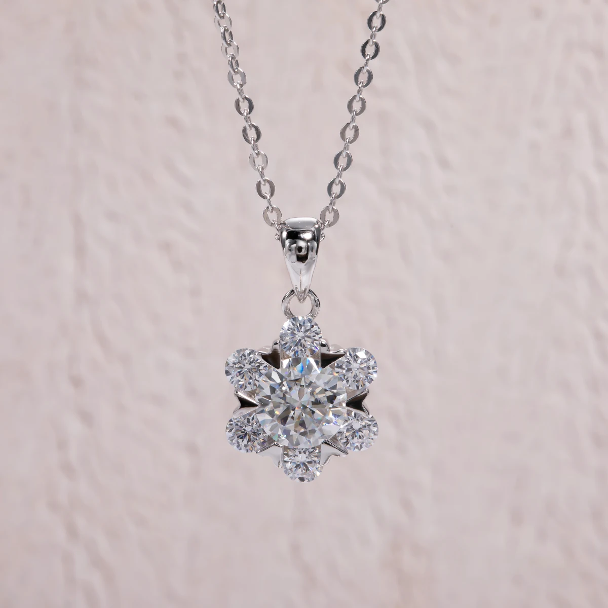 AnuJewel 1 Carat D Color Moissanite Diamond Flower Heart Pendant Necklace 925 Sterling Silver Fine Jewelry Gifts Wholesale