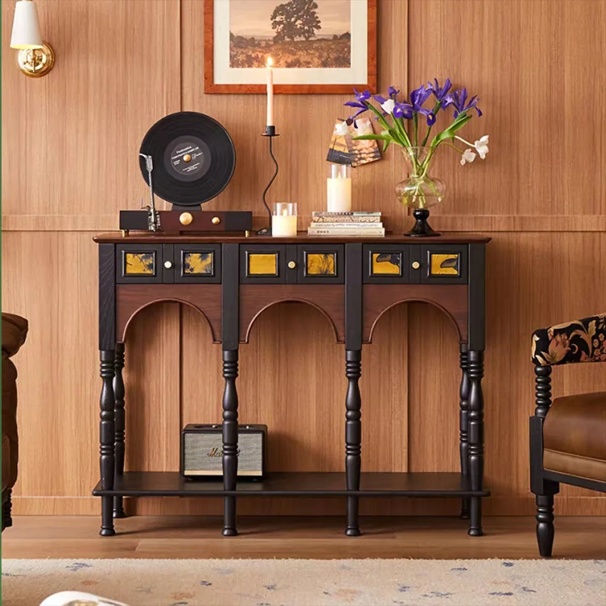 

American retro home against the wall solid wood porch cabinet French medieval Roman column fragrant cloud yarn can be stored