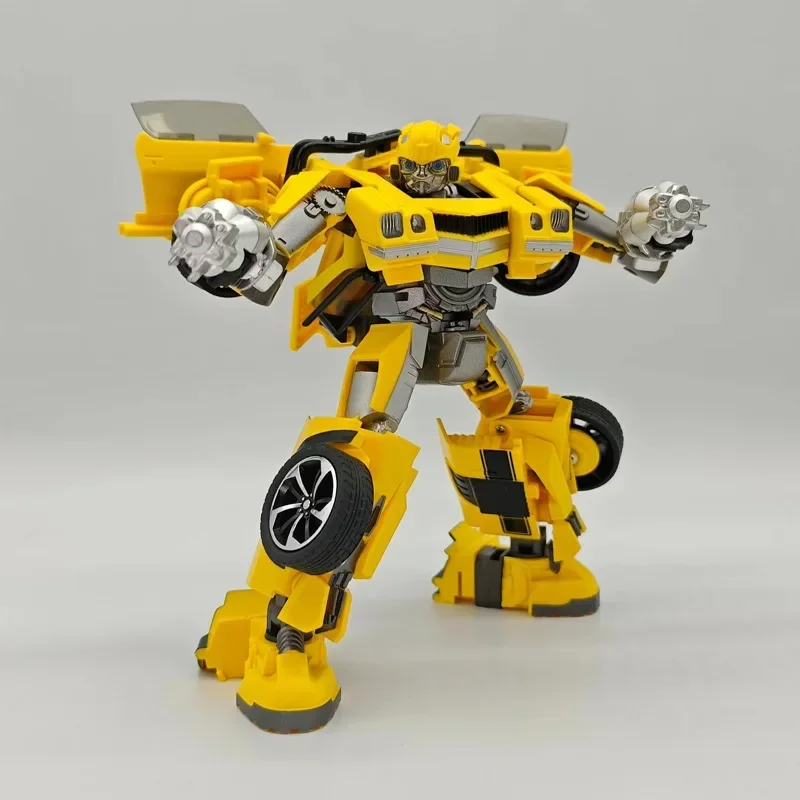 In Stock Transforming Toys Baiwei TW-1032 Bee Movie Version Car Robot Model Boy Figure Action Figures Toy Collection Gifts