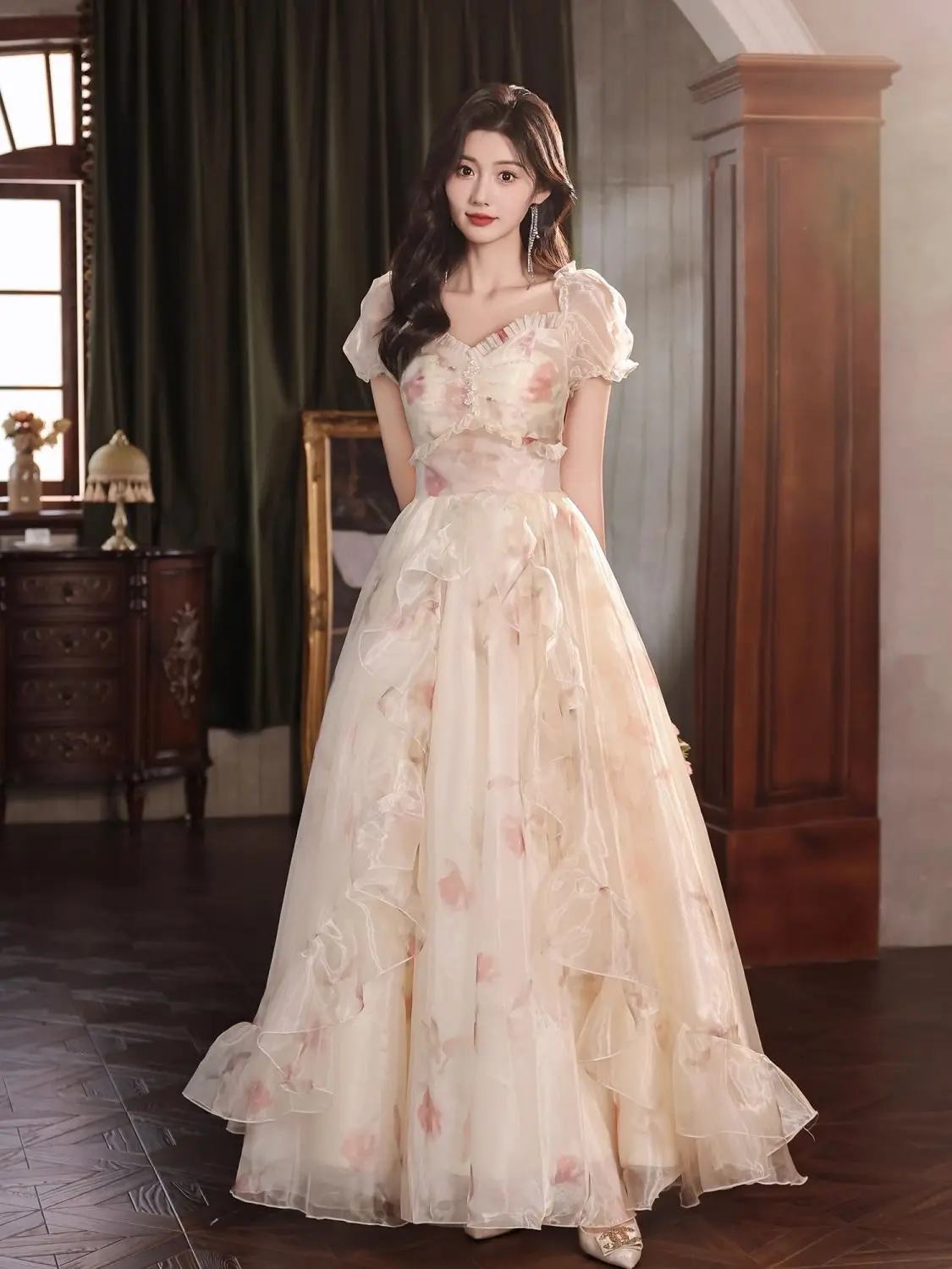 Coalfell シャンパンカラーのイブニングドレス女性の夏の光高級ハイエンドバー Mitzvah 気質ふわふわプリンセススカート