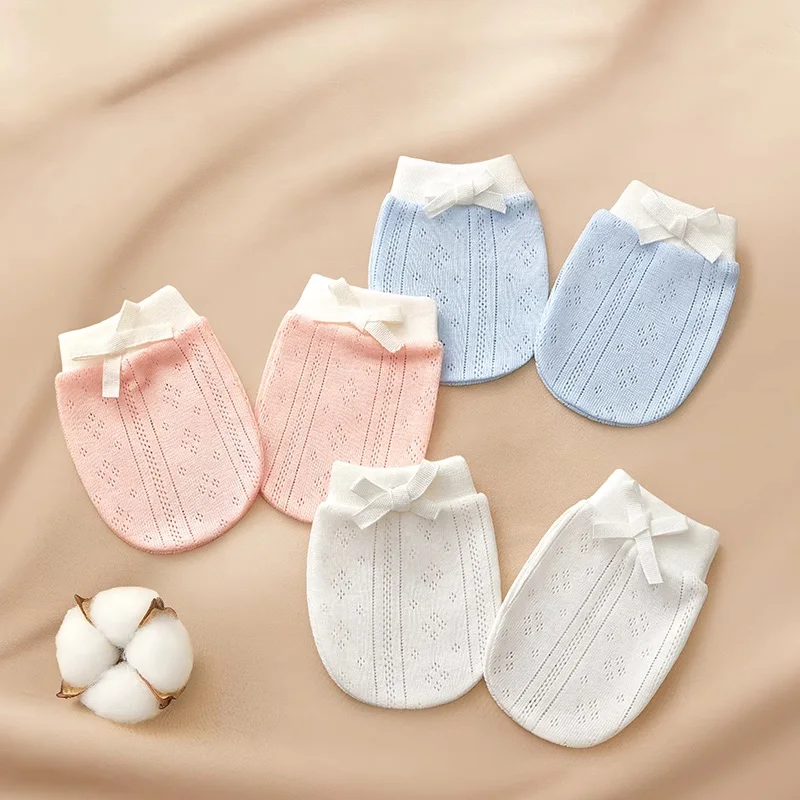 

Baby Scratch-Proof Gloves Newborn Breathable Pure Cotton Protective Gloves 0-6 M Baby Essentials Must-Haves for Boys & Girls