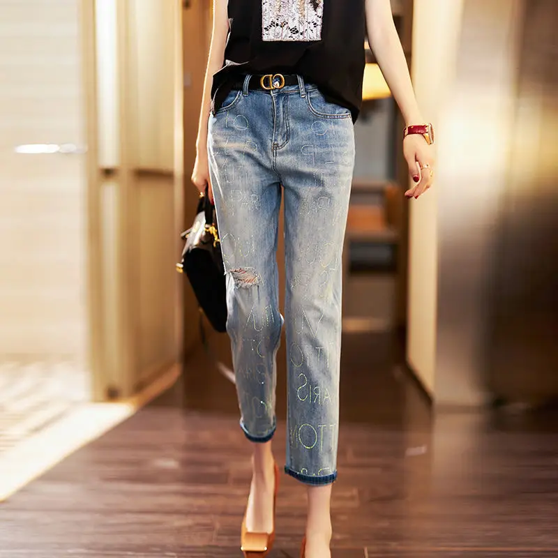 Modische Distressed Hot Drilling Jeans für Damen Sommer Thin Edition Neue Damen Retro Nine Point Haremshose Neu M226