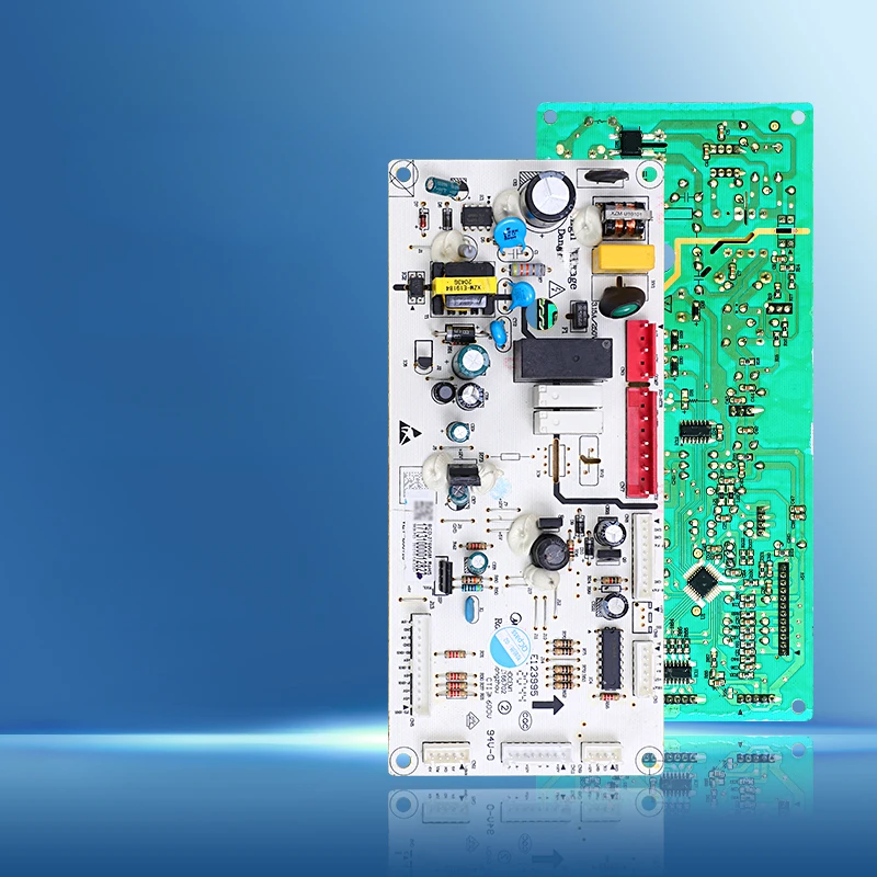 

Разборка компьютерной платы для холодильника Midea BCD-275WGM-272WM(E) на 17131000012823