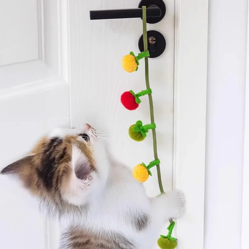 

1pcs Simulation Vegetable Tomato Cat Scratch Toy For With Bell Cat Teaser Rope Training Plush Funny Hanging Door Pet Supplies