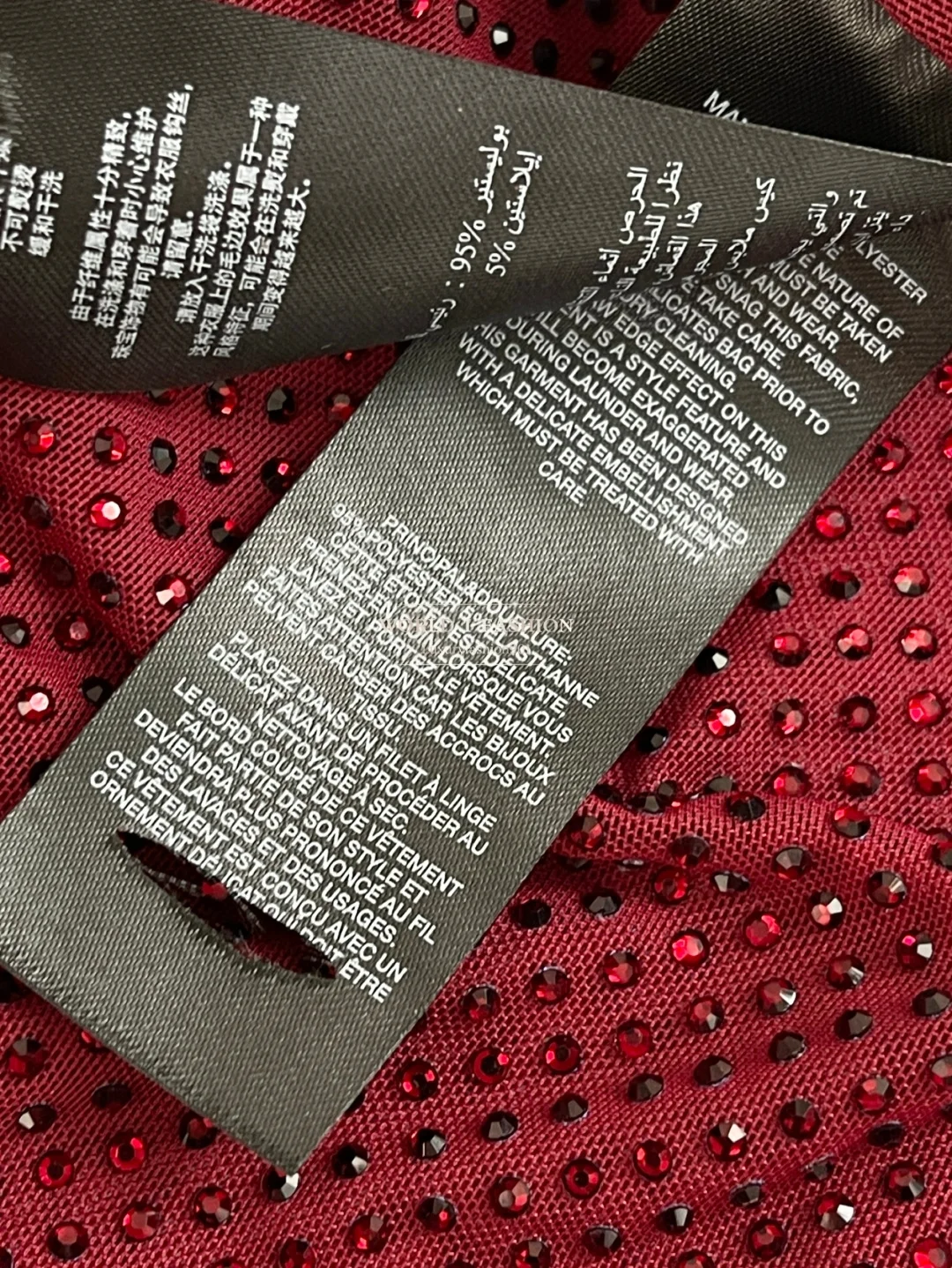 Mujer otoño 2025 nuevo rojo manga corta diamantes prensado blusa Tops