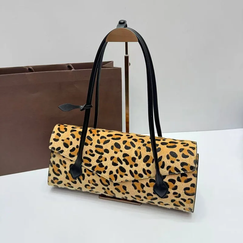 2026 new long handle multifunctional leopard print flip design shoulder bag commuting fashion large capacity handbag