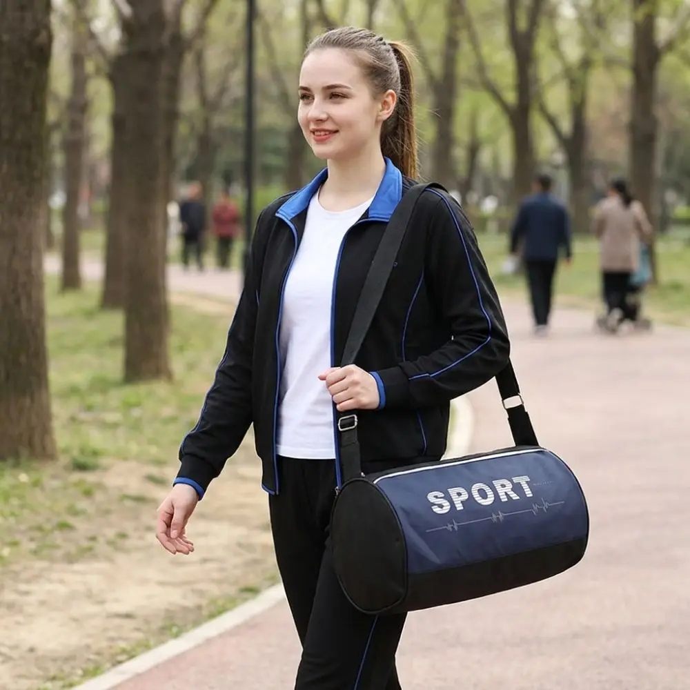 Oxford Cloth Unisex Gym Duffel Bag Adjustable Spacious Sports Travel Bag Lightweight Durable Cylinder Shoulder Bag Outdoor