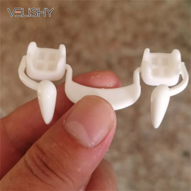 مصاص دماء الأسنان أطقم الأسنان الأنياب الكلاسيكية PP حفلة الهالوين تأثيري الدعامة هالوين زي هدايا الحفلات