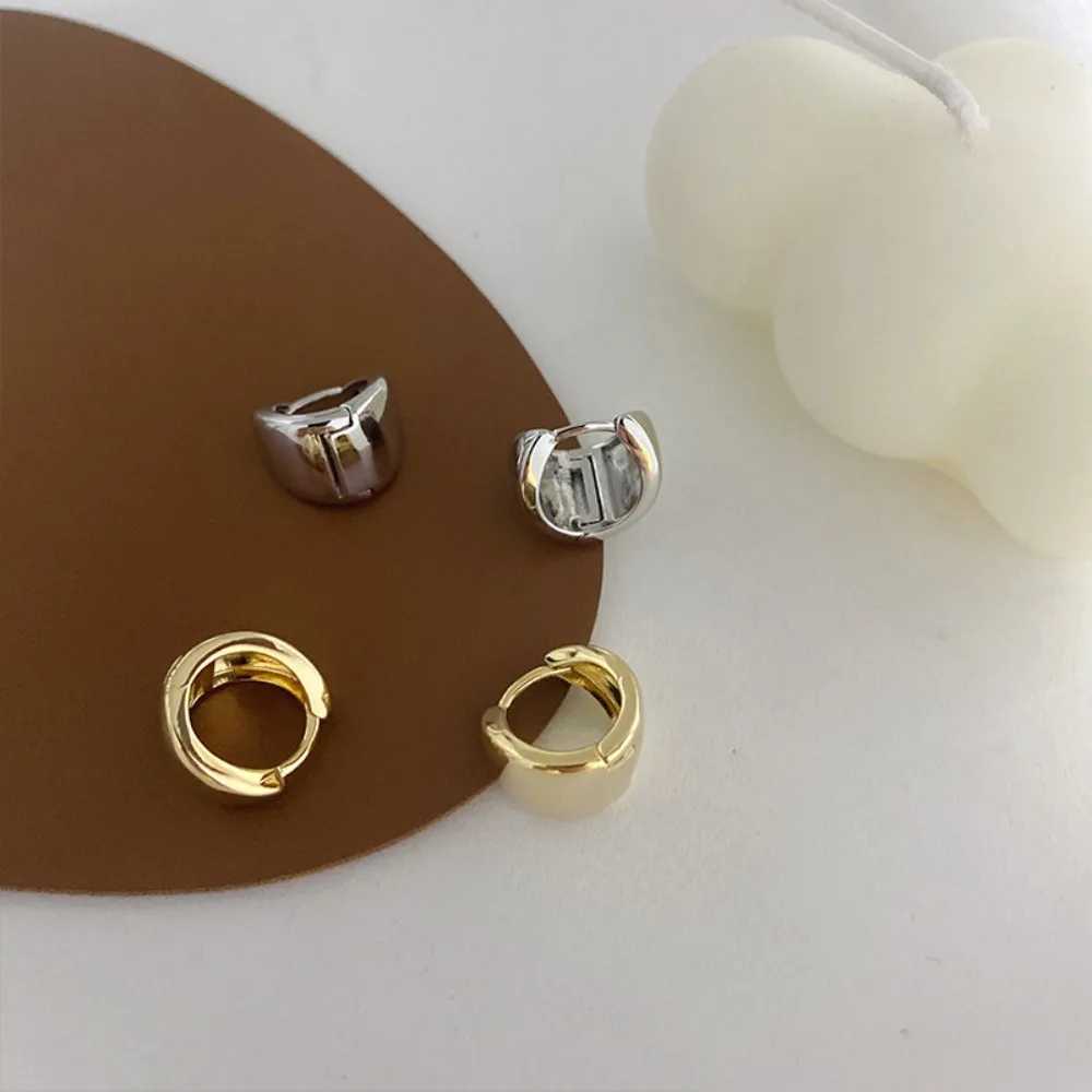 Minimalist Personalized Geometric Bright Surface Metal Teardrop-shaped Hoop Earrings for Women Fashion Jewelry Accessories Gift