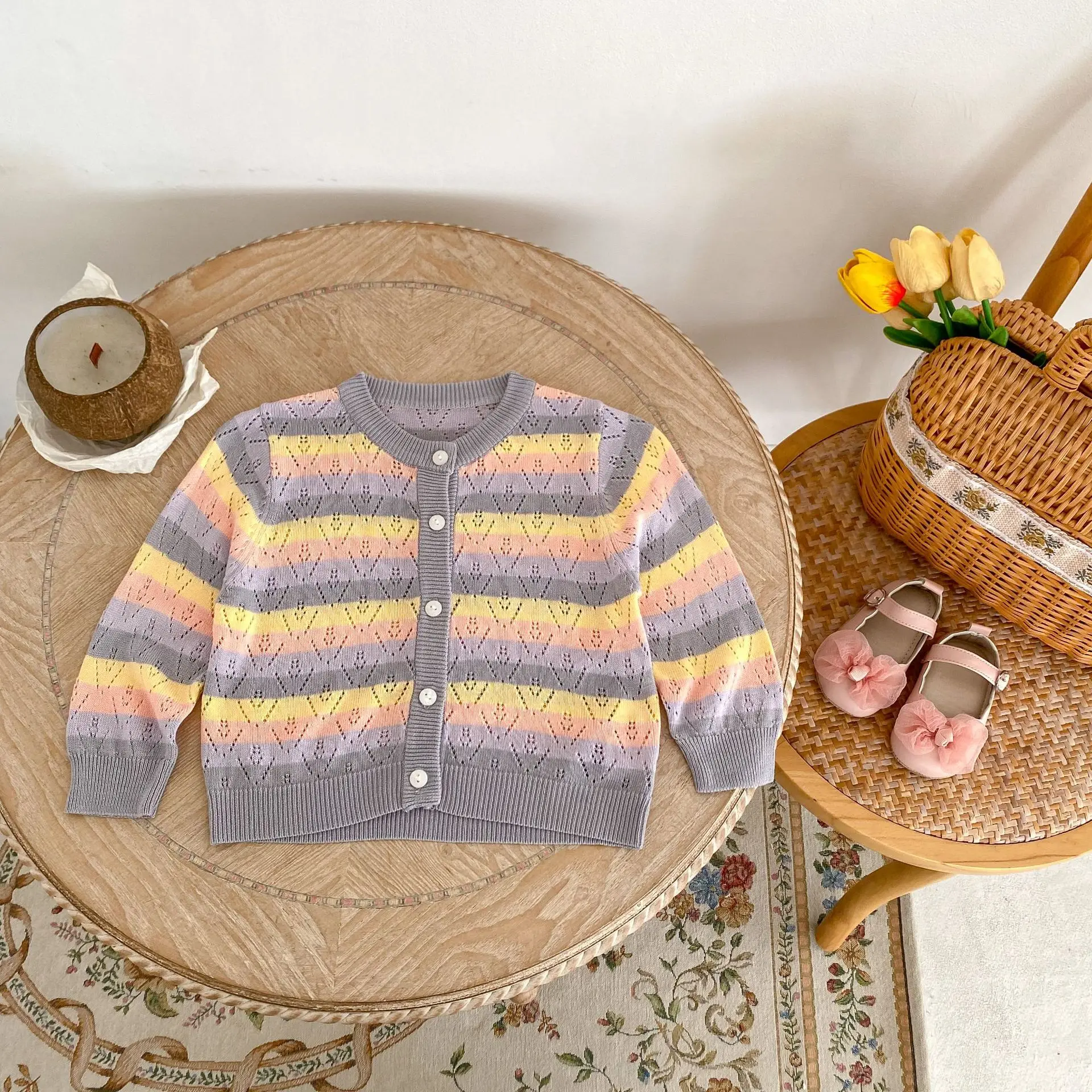 

Summer new 0-3 year old baby clothing, baby girl long sleeved lightweight knitted sweater rainbow color sunscreen shirt