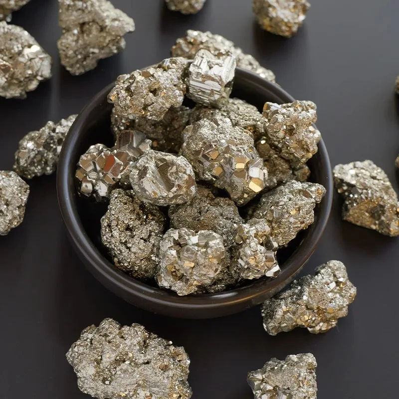 100g 2-3cm Natural Crystal Ore. Pyrite And Chalcopyrite Rough Stones And Gemstones Metal Mine Popular Science Teaching Specimens