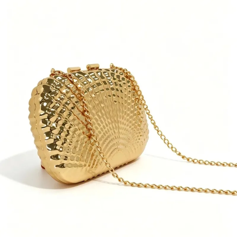 Shell Pattern Clutch Bag 2026 Gold Texture Dinner Bag Temperament Celebrity Shoulder Messenger Women's Bag Light Luxury