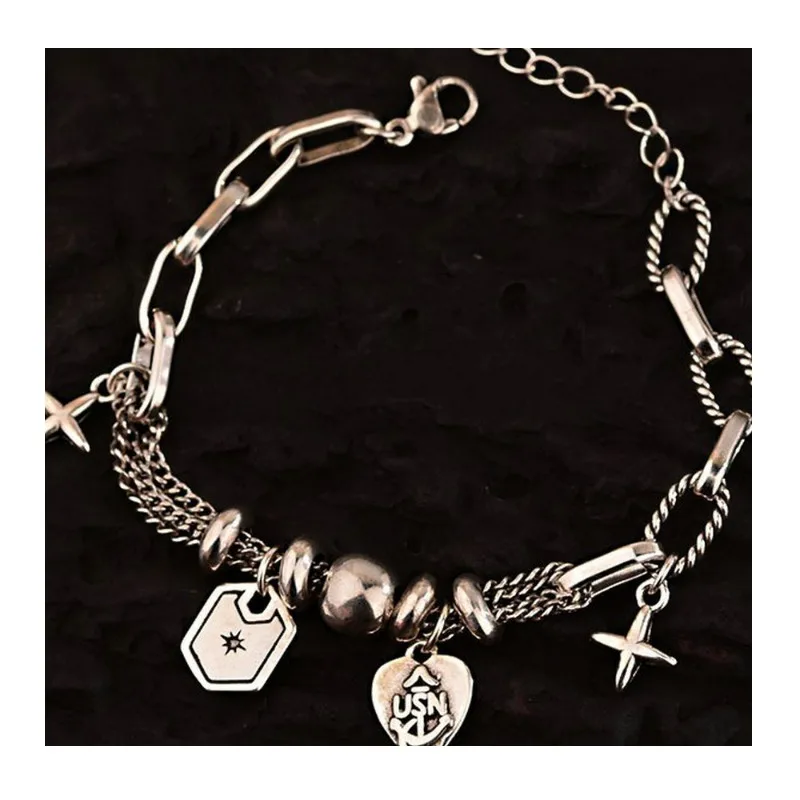 

Корейский ретро-браслет в стиле хип-хоп для женщин, нишевый, с подвеской в виде сердца, бисерное украшение, популярное в прямых эфирах