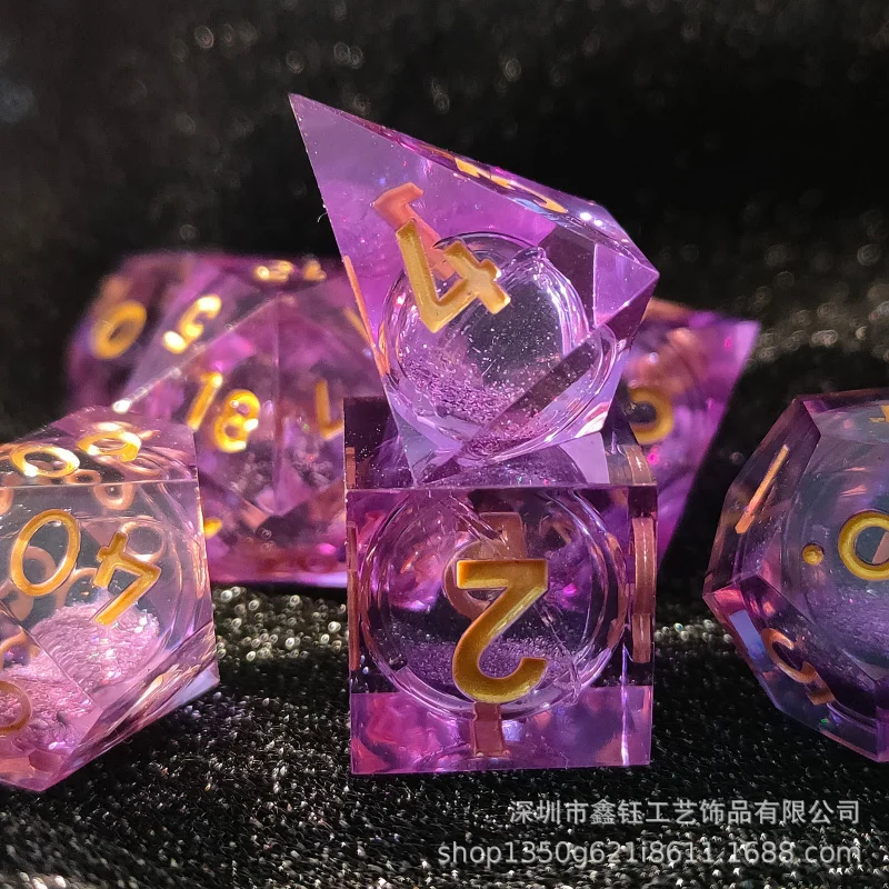 

Трансграничная смола Quicksand Dice LiquidDNDungeons and DragonsTRPGBoard Game Dice Костюм Running Group Kesulu