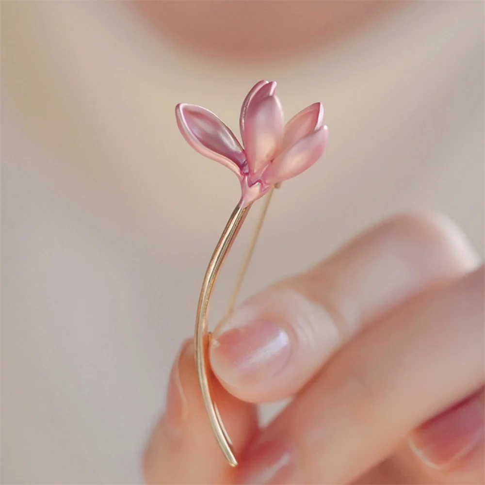 Pink Lotus Flower Brooch Pins Women Girls Metal Plant Enamel Label Hat Cap Pins Suit Coat Japanese Fashion Accessories