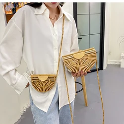 Bolso de diseñador de lujo para mujer, bolso de hombro semicírculo de bambú tejido para playa, cartera para teléfono móvil 2022