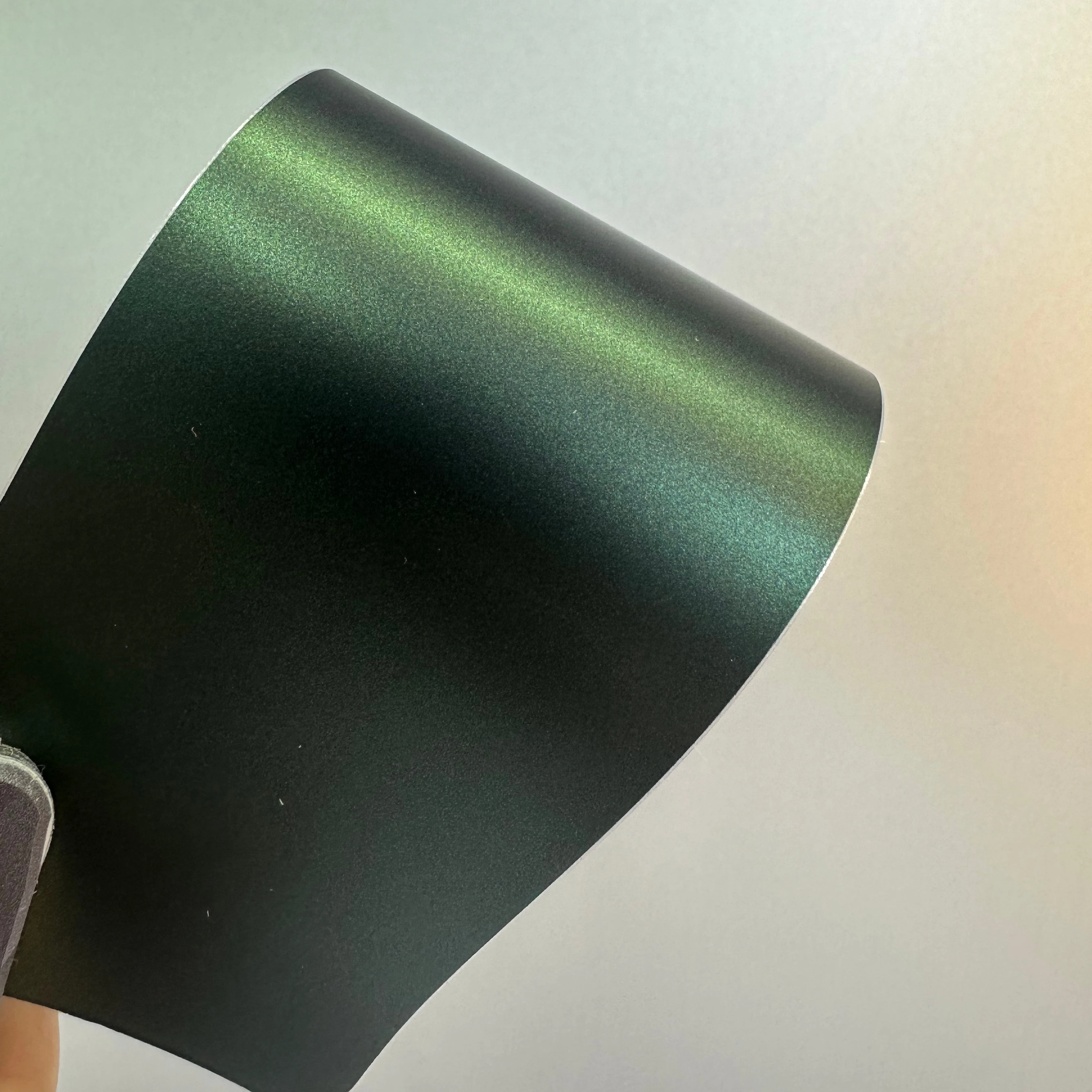 Fabrikantlevering Hoogwaardige PVC supermatte donkergroene vinylfilm voor carrosserieverpakking met zelfklevende functie