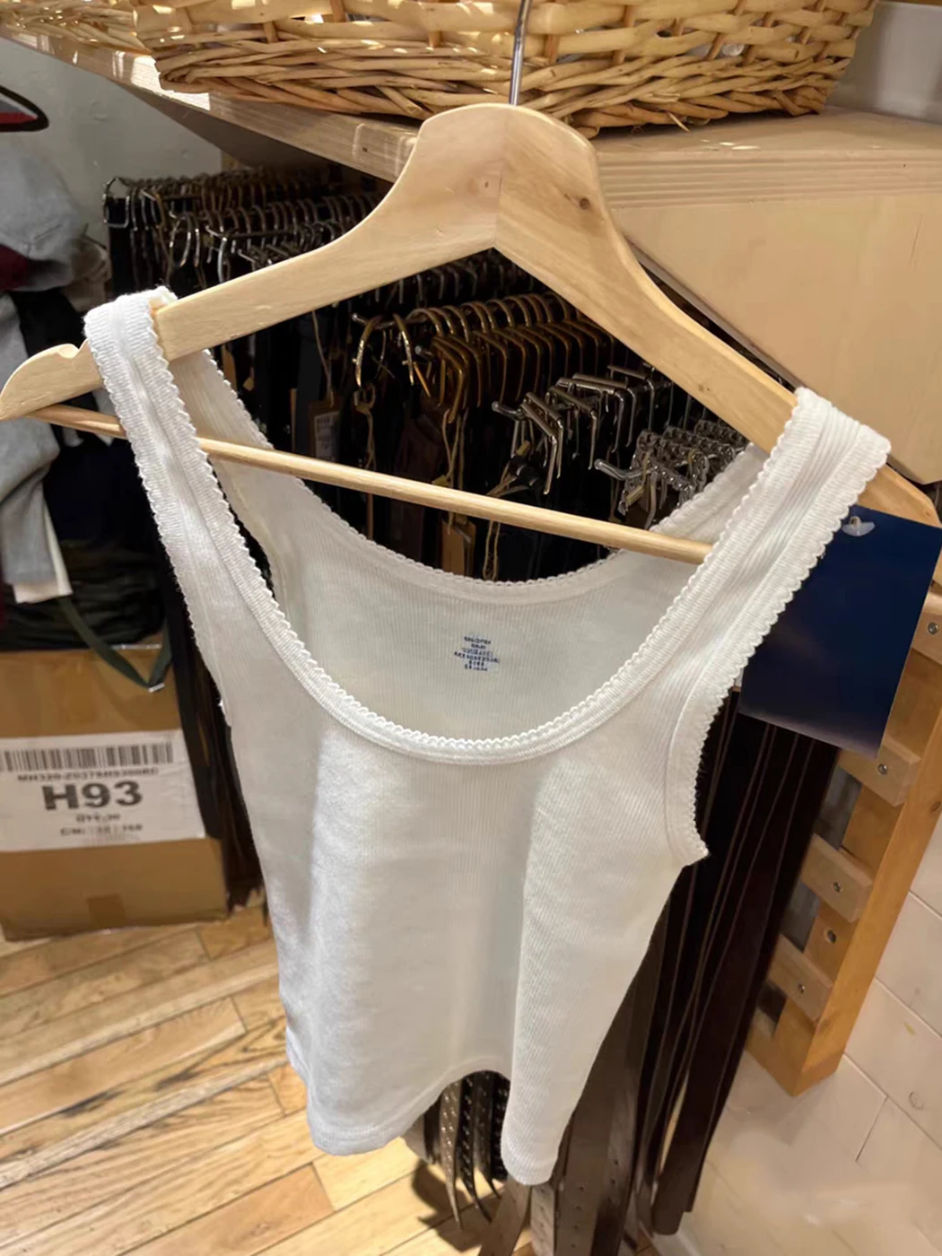 Sweet Lace Trim Ribbed Tank Tops Women Summer Vintage White Cotton Slim Sleeveless Vests Casual Harajuku Basic Y2k Crop Top 2023