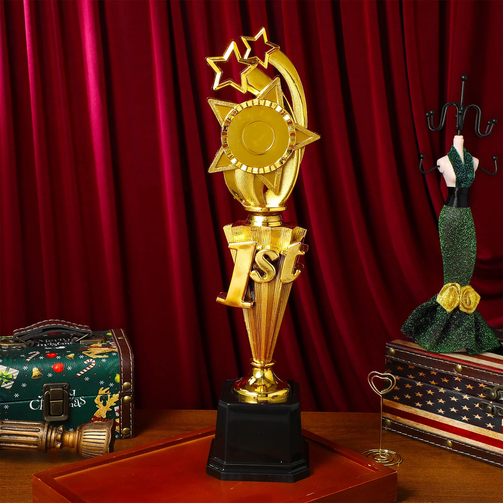 مسابقة ستار تروفي الرياضية، جائزة ذهبية، جائزة ستار، مكافأة كرة القدم