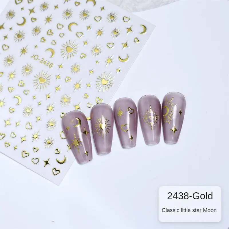 Metal dorado Inodoro Increíbles pegatinas para uñas para ocasiones especiales Suministros para uñas y herramientas de manicura Calcomanías para uñas de primera elección bellamente