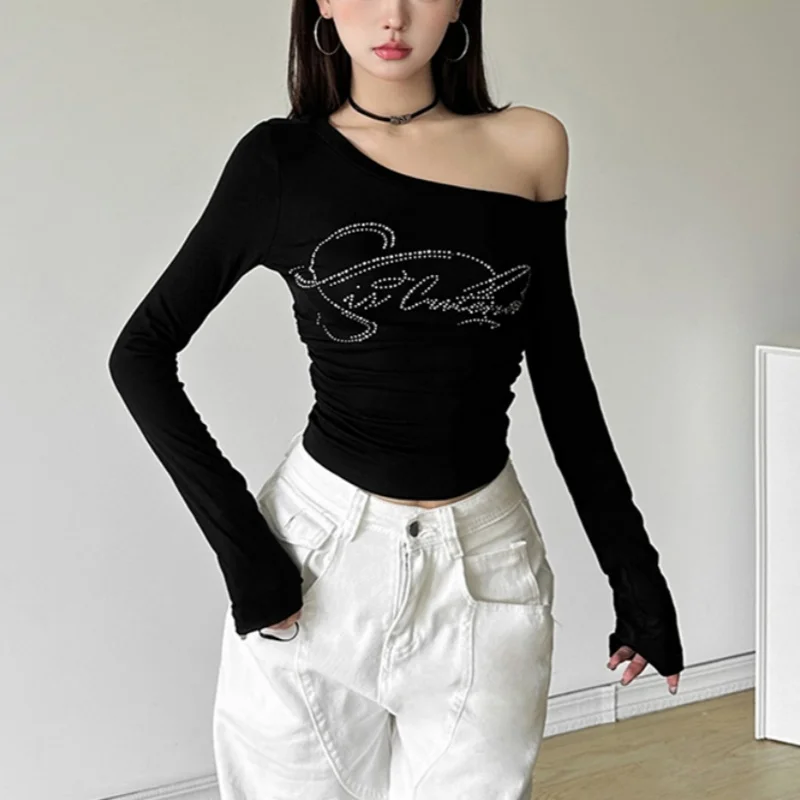 Xingqing y2k Clothes Women Rhinestone Tops Letter Print Slash Neck One Shoulder Long Sleeve T Shirts 2000s Clothing Streetwear