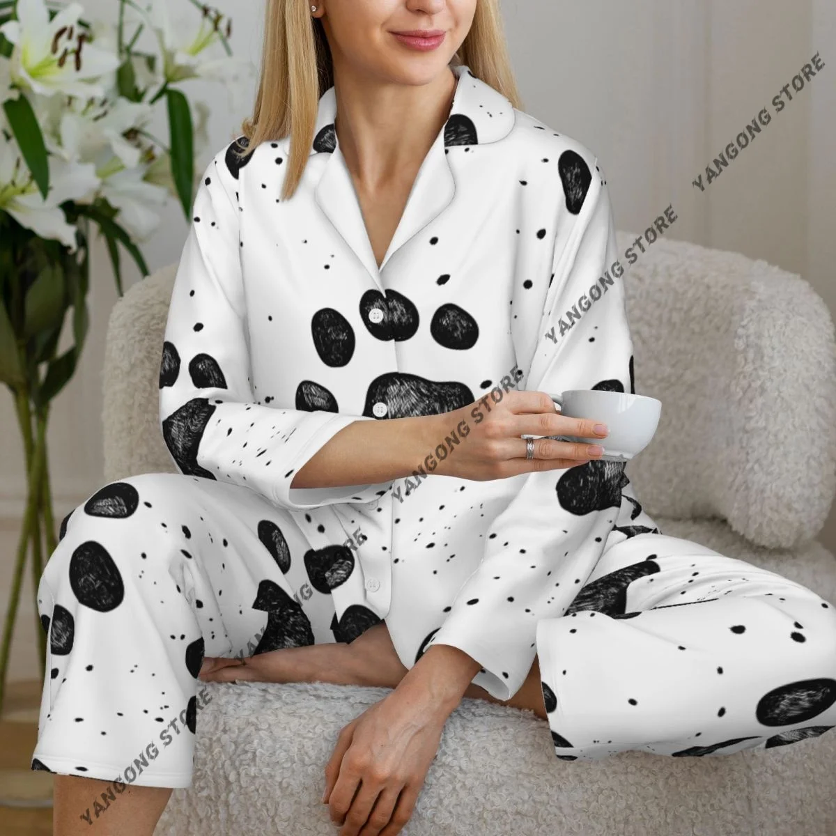 

Spring and Autumn Long Sleeve Pants Pajamas Loungewear Set Sketches Of Dog Paw Prints Women's Pull Edge Loose Sleeping Suit