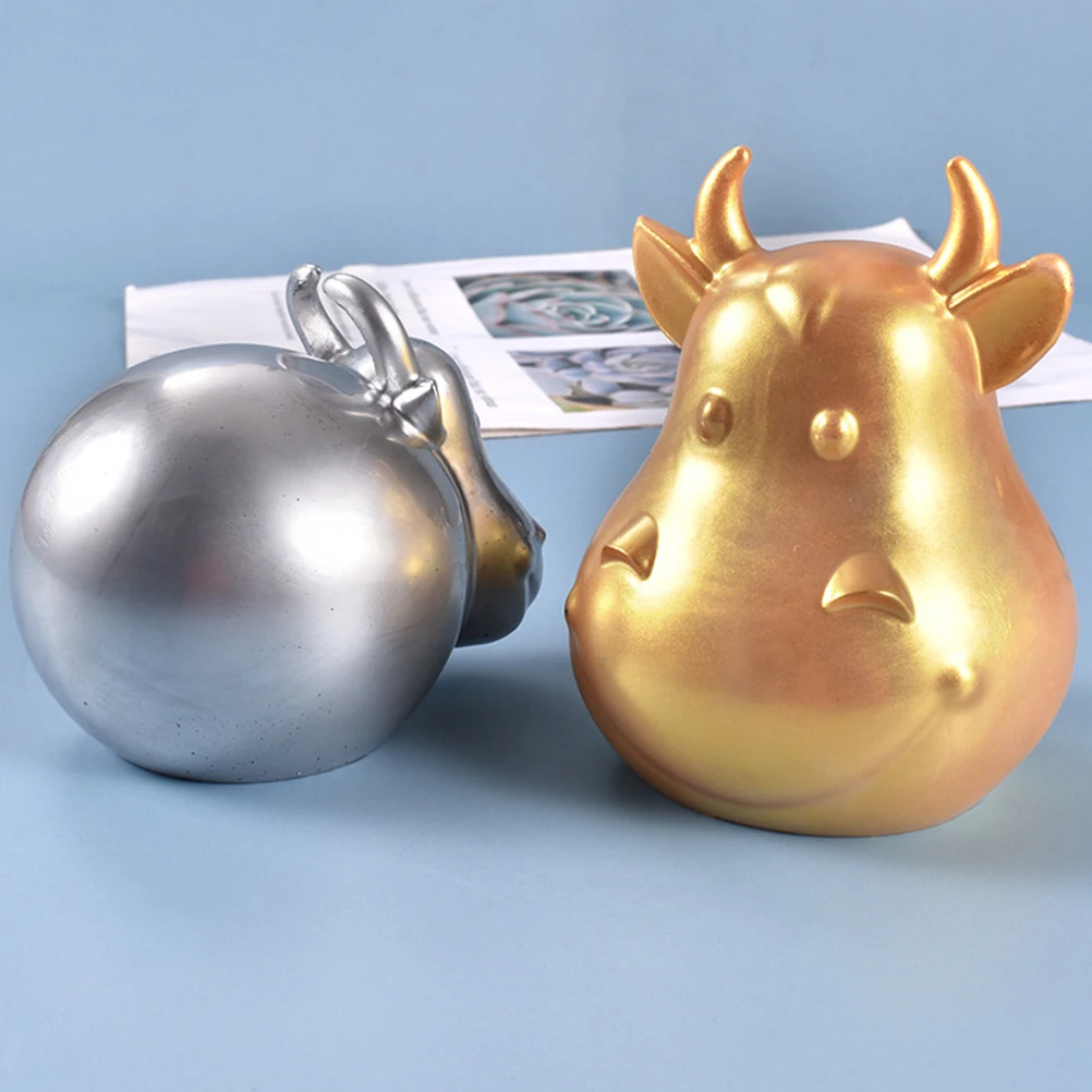 

Cow Shaped Silicone Soap Molds for DIY Crystal Epoxy Crafts White Accessory Mascot Adornment Casting Mold Jewelry Making