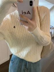 Round Neck Fashion Sweater Women's Embroidered Pullover Sweater LooseThickened Solid Color Long Sleeved Knitted Top