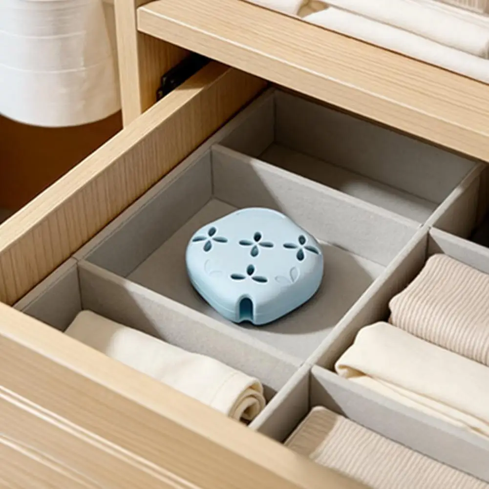Wall Suction Cup Organizer Storage Box with Suction Cup Anti-slip Bumps Hollow Design Container for Bathroom Freshener Holder