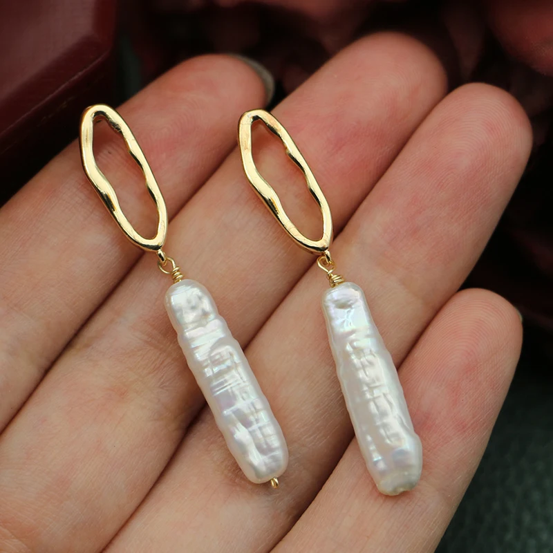 925 Sliver Exquisite Long Nature Pearl Hanging Drop Earrings Temperament Gold Color Baroque Pearl Cute Small Earrings for Women